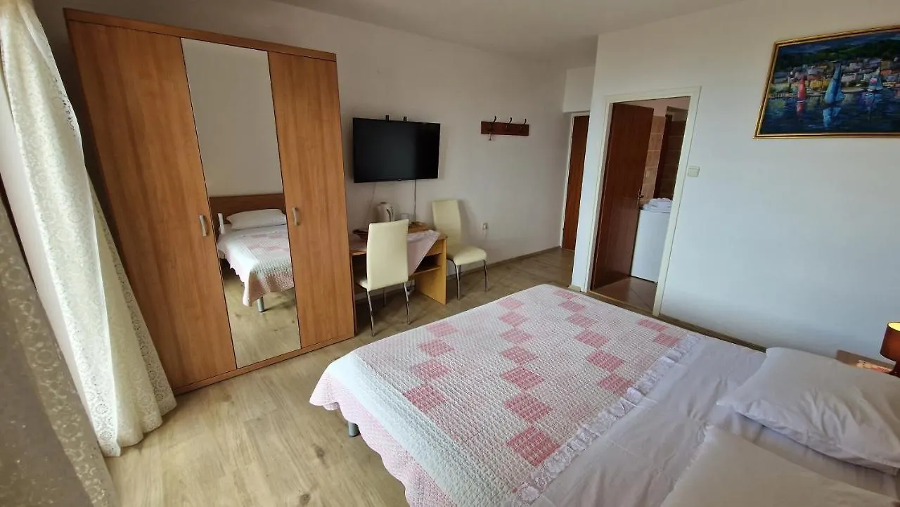 Villa Lina Icici Guest house