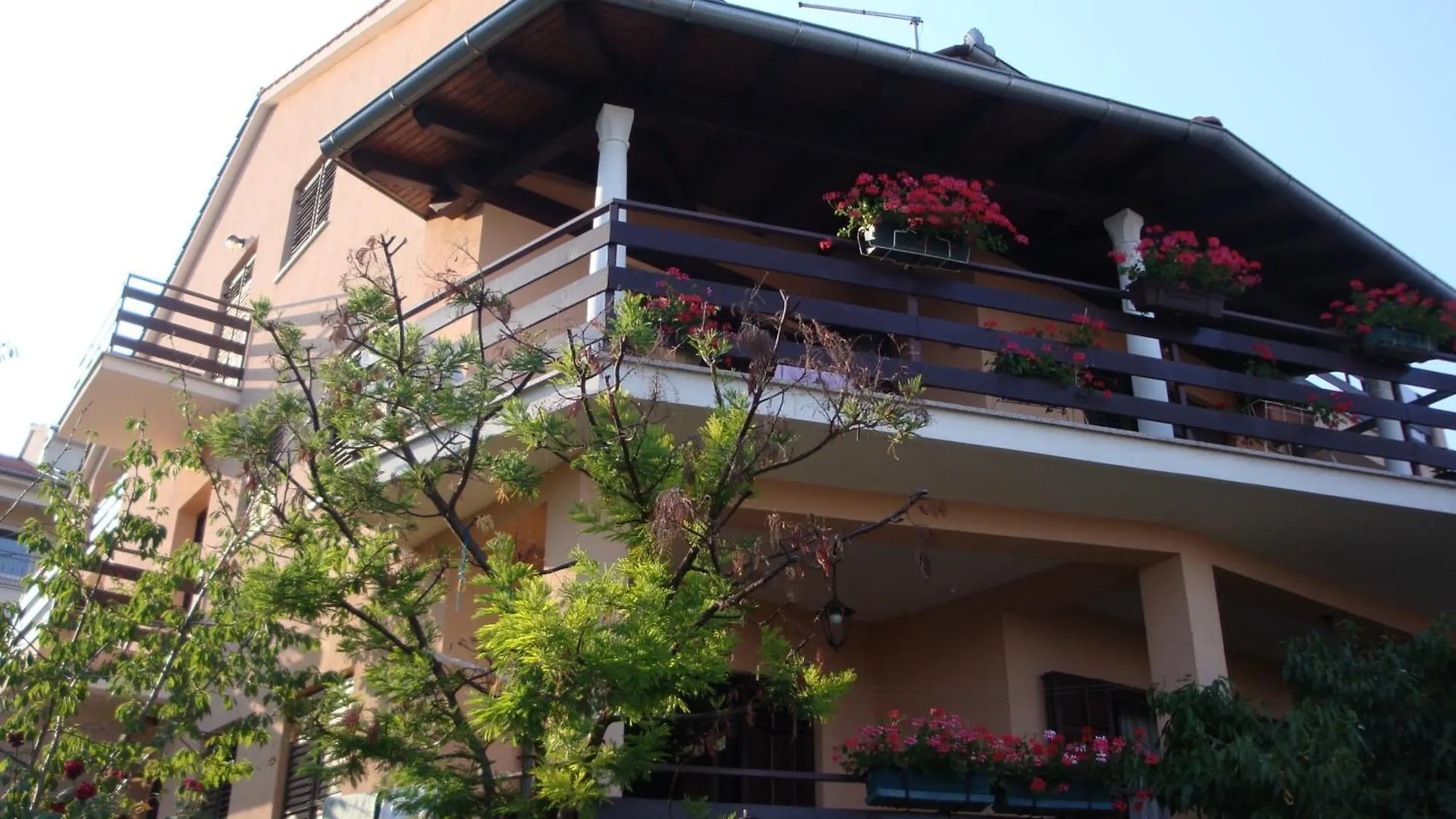 Guest house Villa Lina Icici